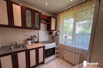 ул. Молодёжная, 82, 1 этаж